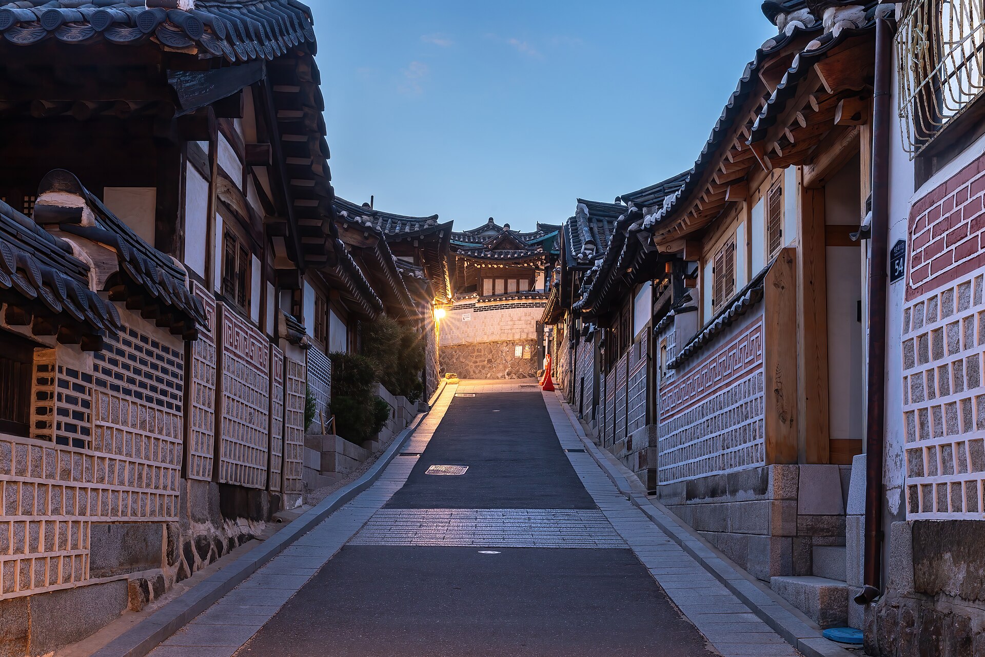 Bukchon Hanok Village: A First-Timer’s Guide to Seoul’s Timeless ...